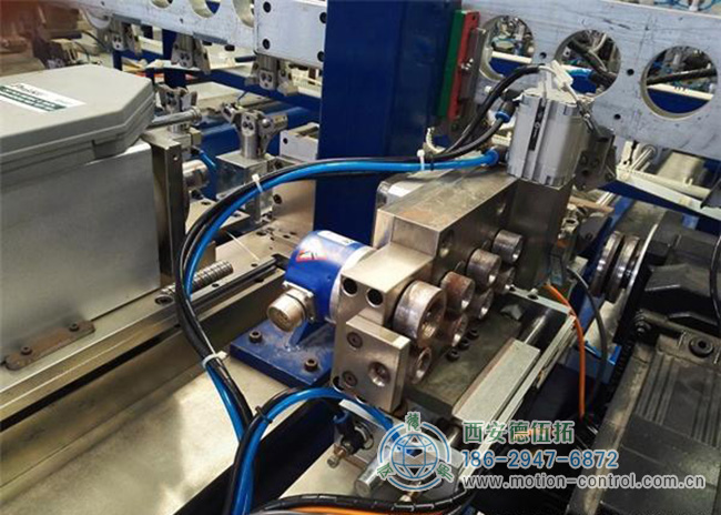 圖為堡盟增量式編碼器在折彎機(jī)上開環(huán)系統(tǒng)中的應(yīng)用 圖為堡盟增量式編碼器在折彎機(jī)上開環(huán)系統(tǒng)中的應(yīng)用